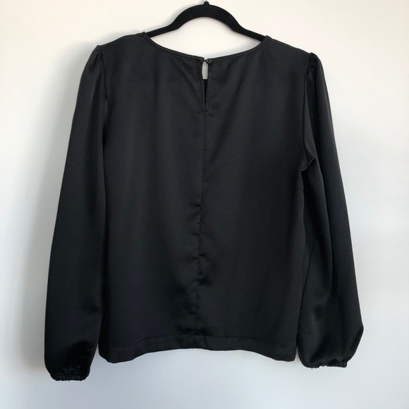 ✨3/$30✨ BLACK SATIN LONG SLEEVE - Picture 2 of 4